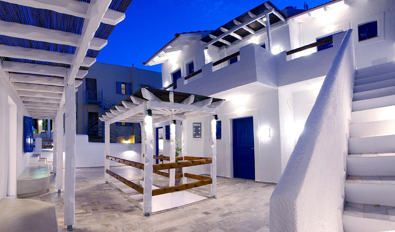 La Playa Boutique Apartments Myrties Екстериор снимка