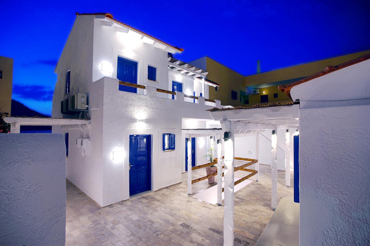 La Playa Boutique Apartments Myrties Екстериор снимка