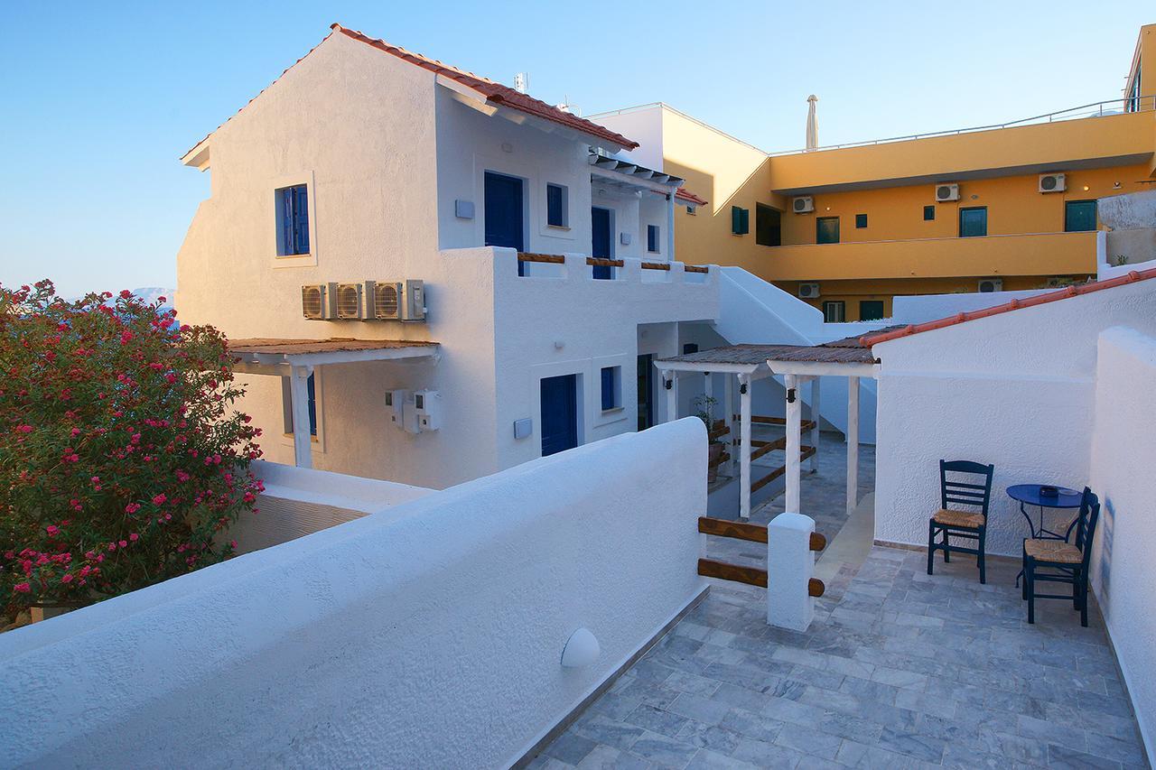 La Playa Boutique Apartments Myrties Екстериор снимка
